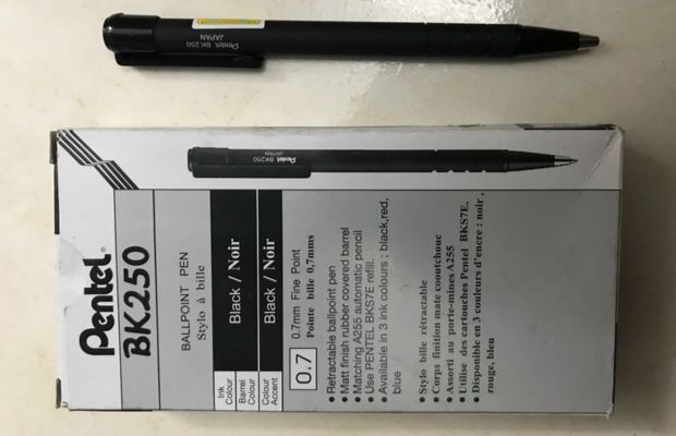 Bút bi Pentel BK250