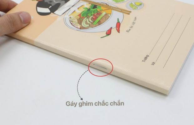 Các kiểu đóng gáy bấm kim, dán keo phổ biến ở tập học sinh 100 trang