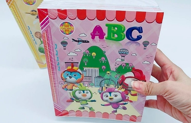 Vở ABC Hòa Bình với thiết kế bìa đa dạng