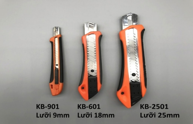 Các loại dao rọc giấy với kích thước lưỡi khác nhau