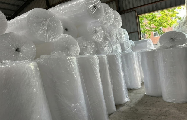 Văn phòng phẩm Huyền Anh cung cấp màng xốp hơi bọc hàng đa dạng quy cách